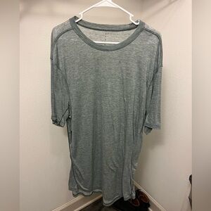 Men’s Lululemon Shirt XL